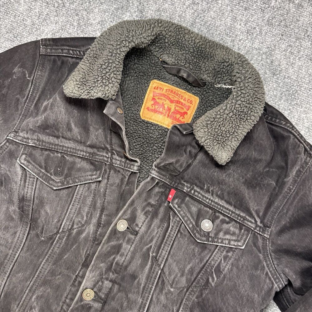 Vintage Levis Men's Black Denim Jacket Sherpa Lined Standard Trucker Jacket S